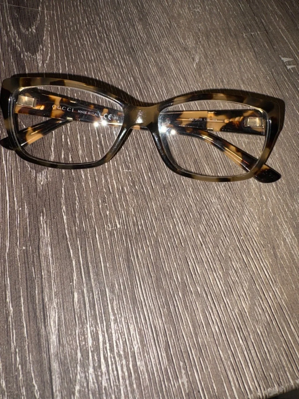 Gucci beautiful tortoise
